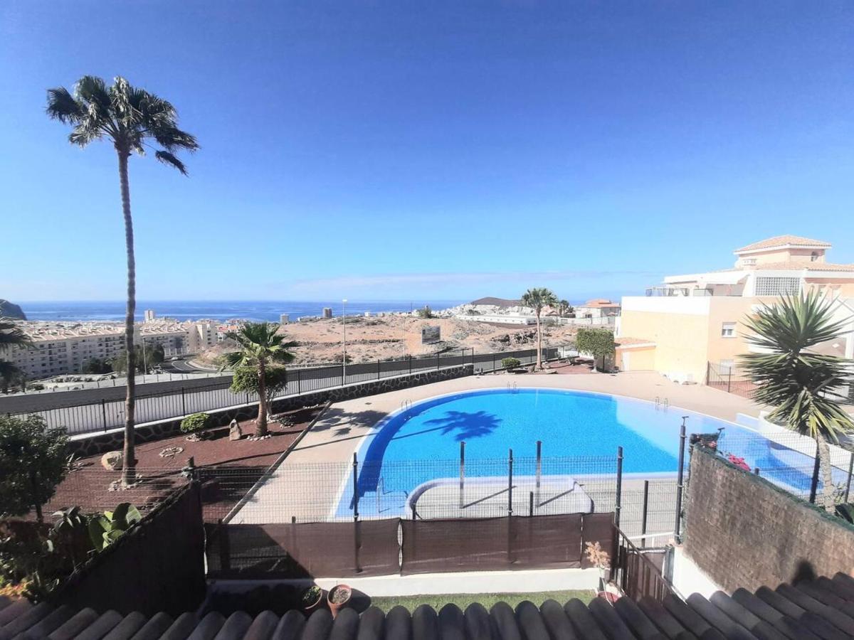 1 Bedroom Giuly Sea Views In Los Cristianos Los Cristianos  Extérieur photo