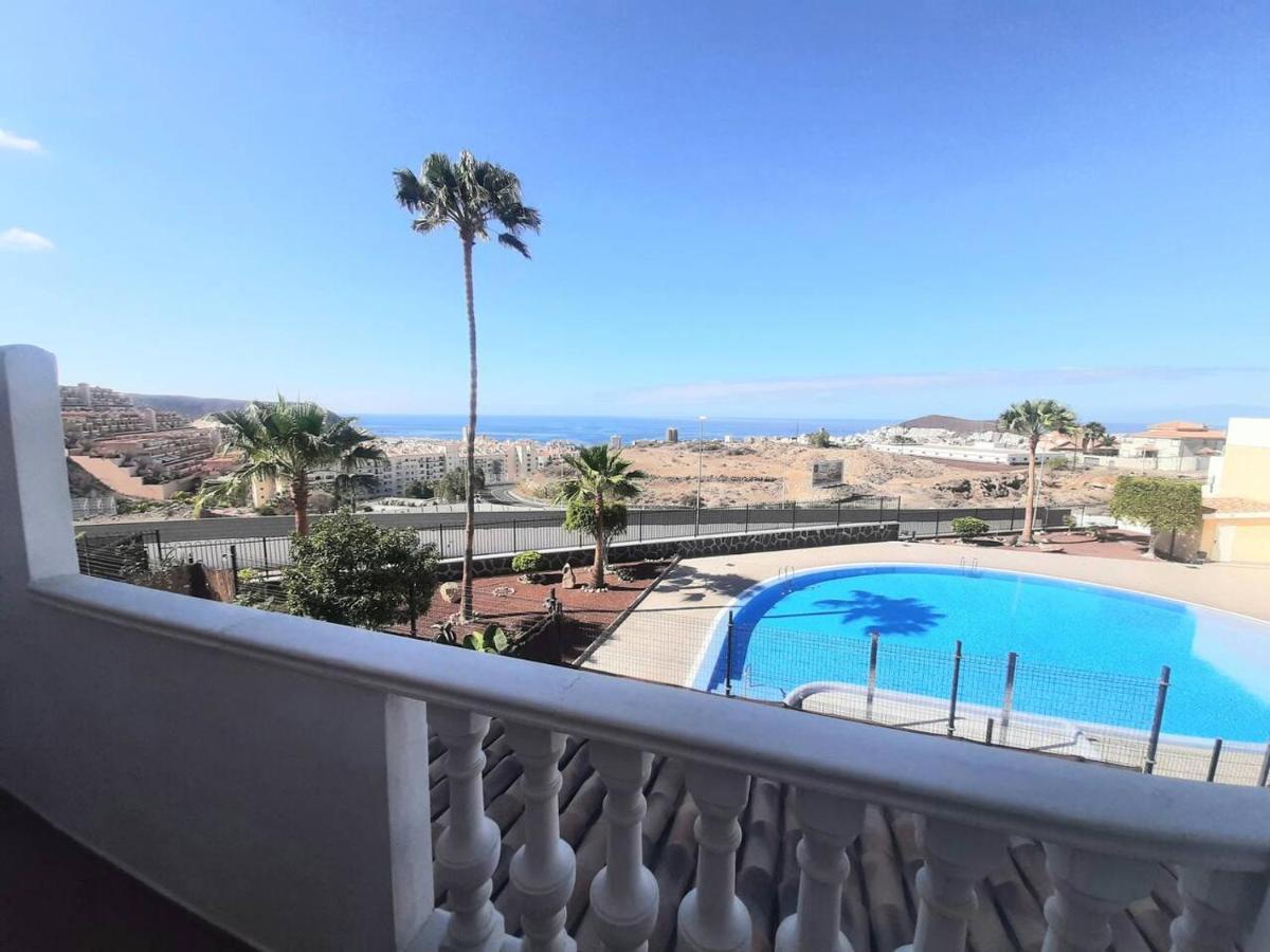 1 Bedroom Giuly Sea Views In Los Cristianos Los Cristianos  Extérieur photo