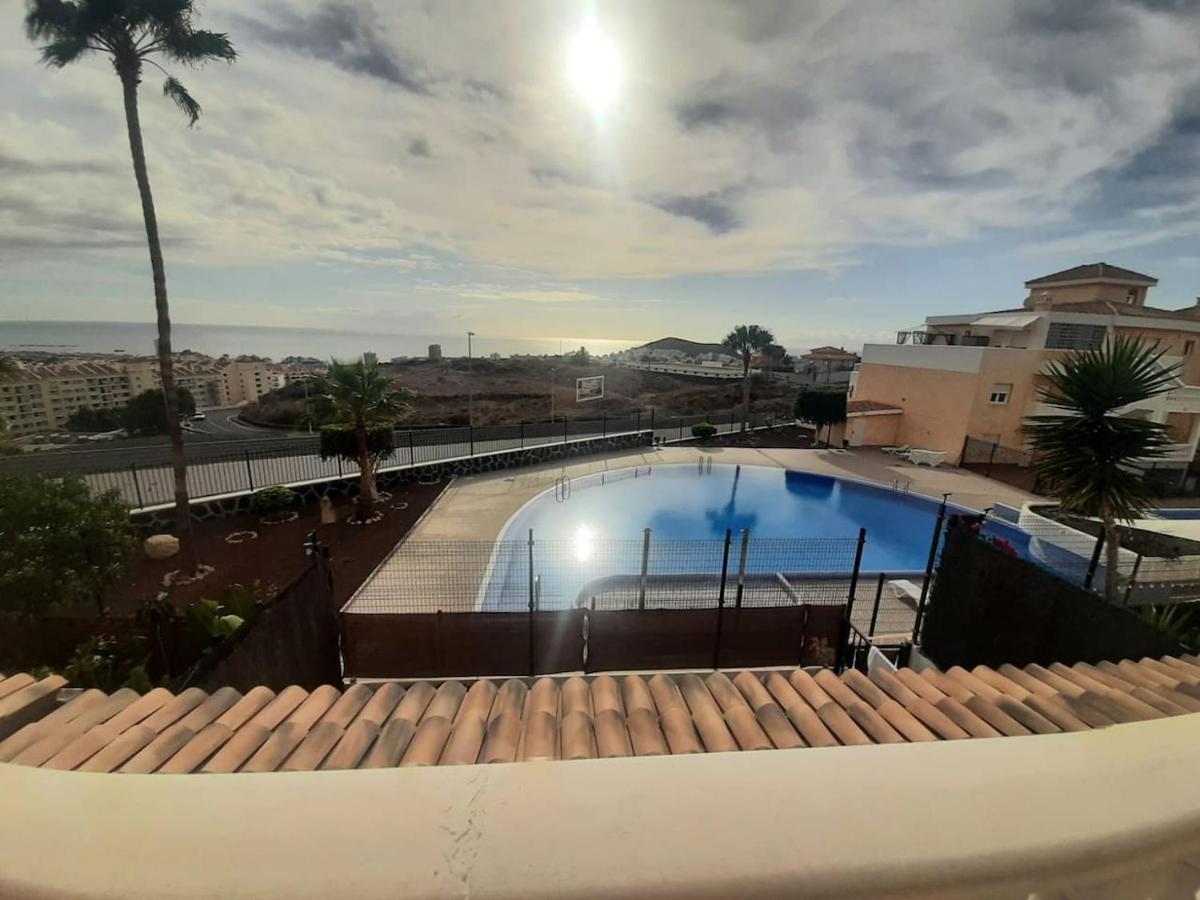 1 Bedroom Giuly Sea Views In Los Cristianos Los Cristianos  Extérieur photo